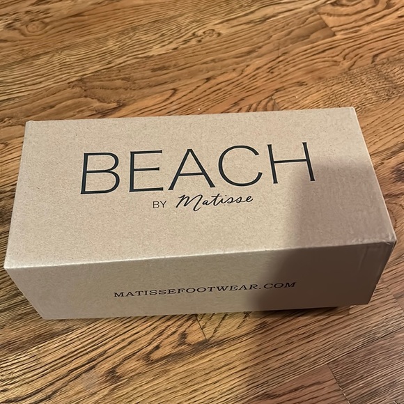 white sandals - Picture 6 of 6